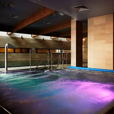 Vacationclub - Ultramarine Apartament 57 *