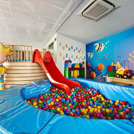 Апартаменты Vacationclub - Ultramarine Apartament 57 Колобжег